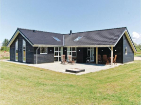 Holiday home Stikkelsbærvej Tarm